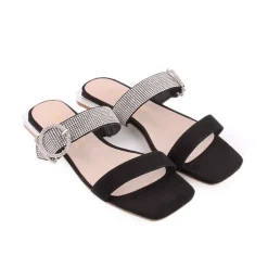 Chinelo AZAREY