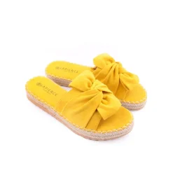 Chinelo LAPIERCE