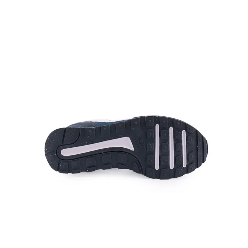Sapatilha NIKE MD Valiant